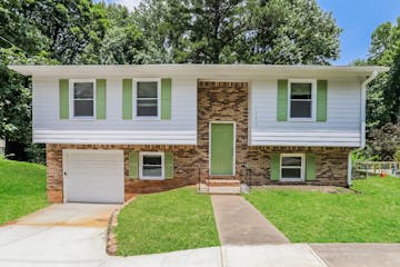 1743 HUNTING CREEK LN SE CONYERS, GA 30013